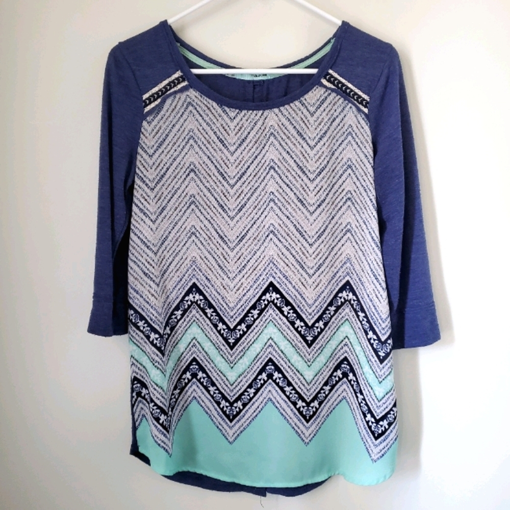 Maurices Shirt with 3/4 Length Sleeves